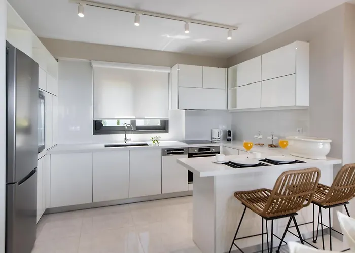 Apartman Halcyon Fríni