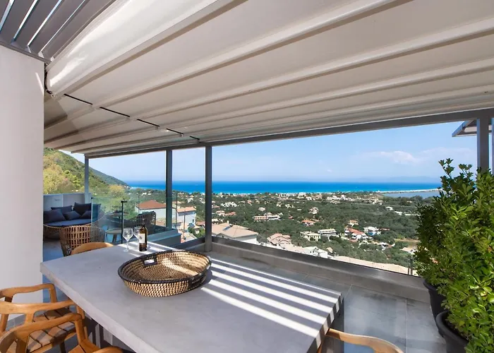 Apartman Halcyon Fríni